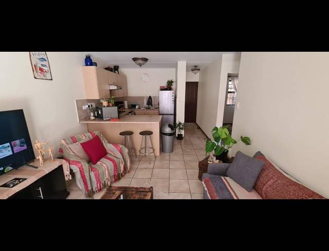 2 BEDROOM APARTMENT RENTED IN NORTH RIDING